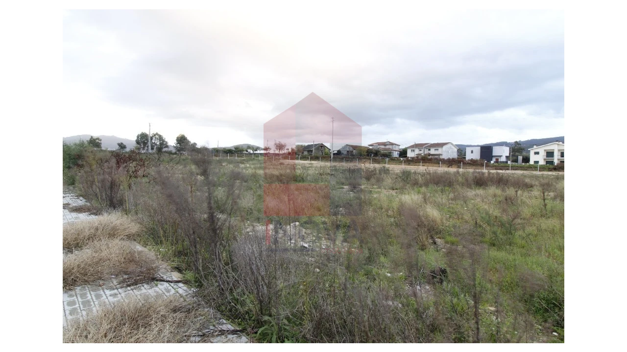 Terreno para Venda em Amares e Figueiredo Foto 5
