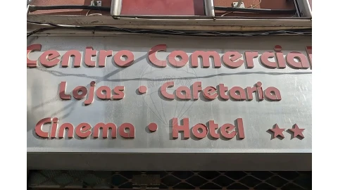 Loja para Venda em Nossa Senhora do Pópulo, Coto e São Gregório