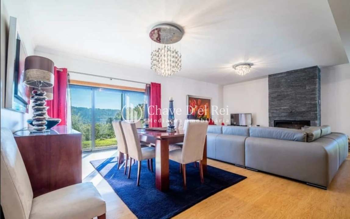 Quinta T0 para Venda em Fragosela Foto 1