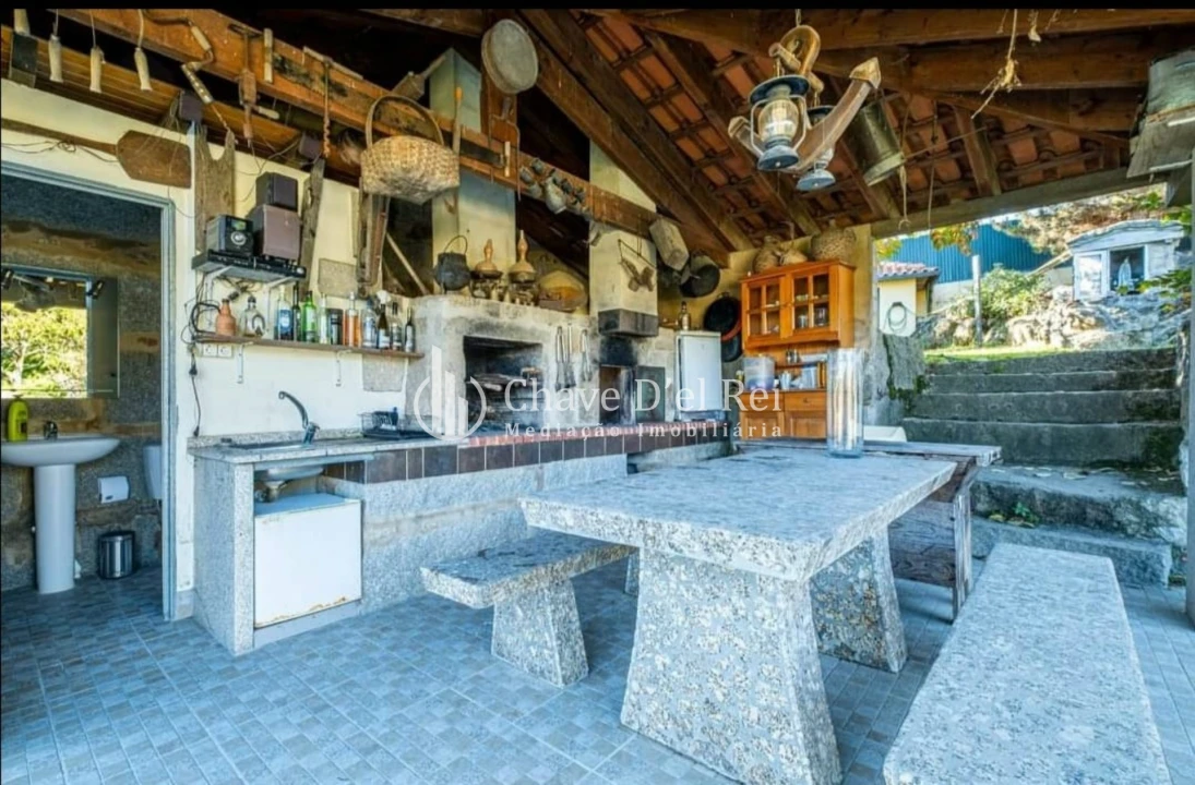 Quinta T0 para Venda em Fragosela Foto 21