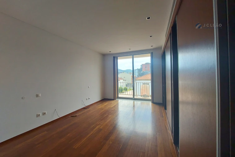 Apartamento T3 para Venda em Santo Tirso, Couto (Santa Cristina e São Miguel) e Burgães Foto 12