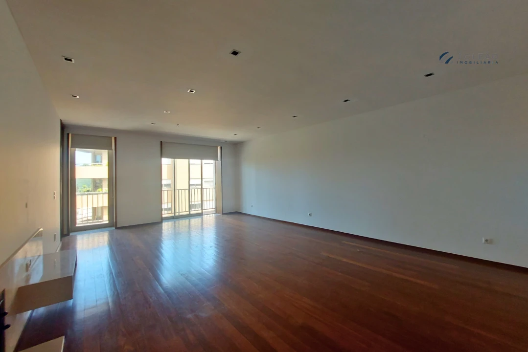 Apartamento T3 para Venda em Santo Tirso, Couto (Santa Cristina e São Miguel) e Burgães Foto 3