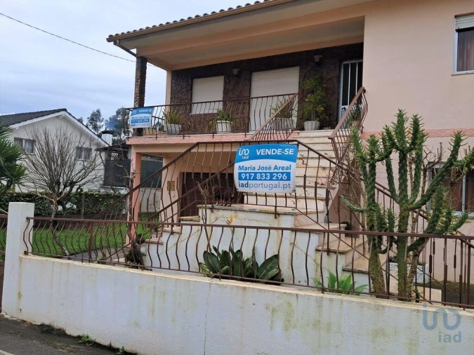 Moradia T4 para Venda em Campos e Vila Meã