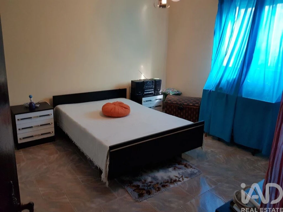 Moradia T4 para Venda em Campos e Vila Meã Foto 18