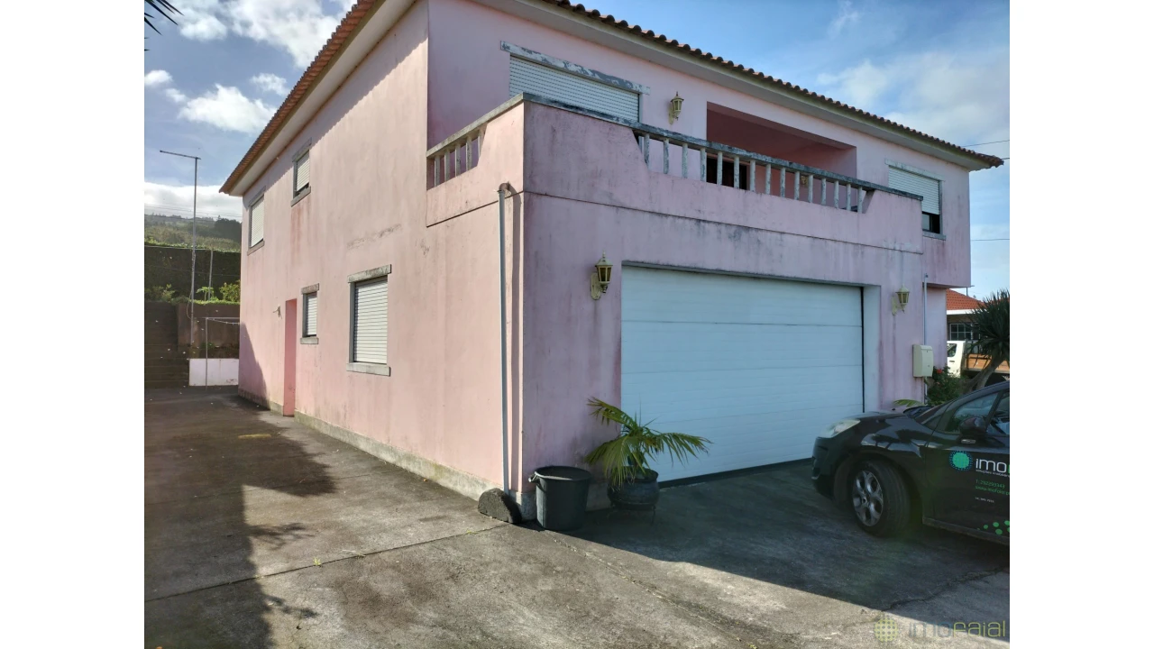 Moradia T3 para Venda em Salão Foto 4