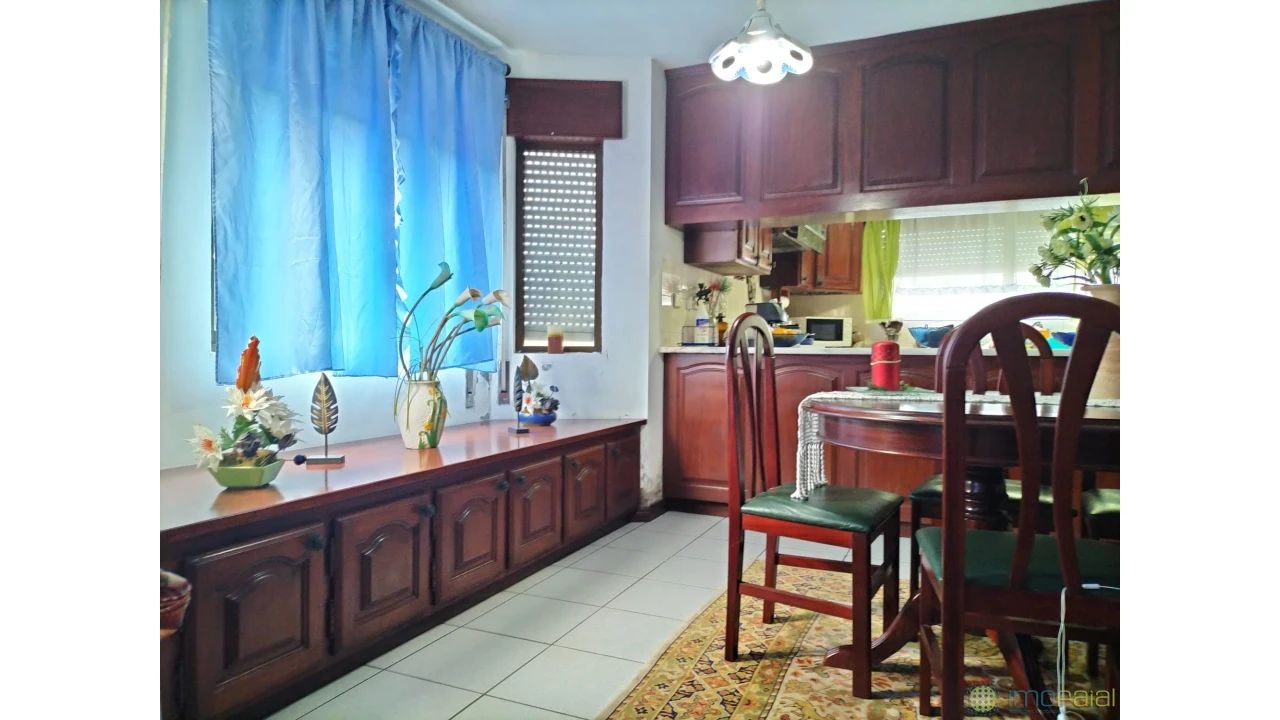 Moradia T3 para Venda em Salão Foto 13