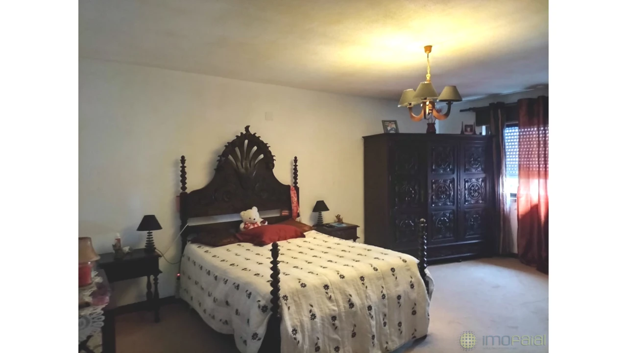 Moradia T3 para Venda em Salão Foto 18