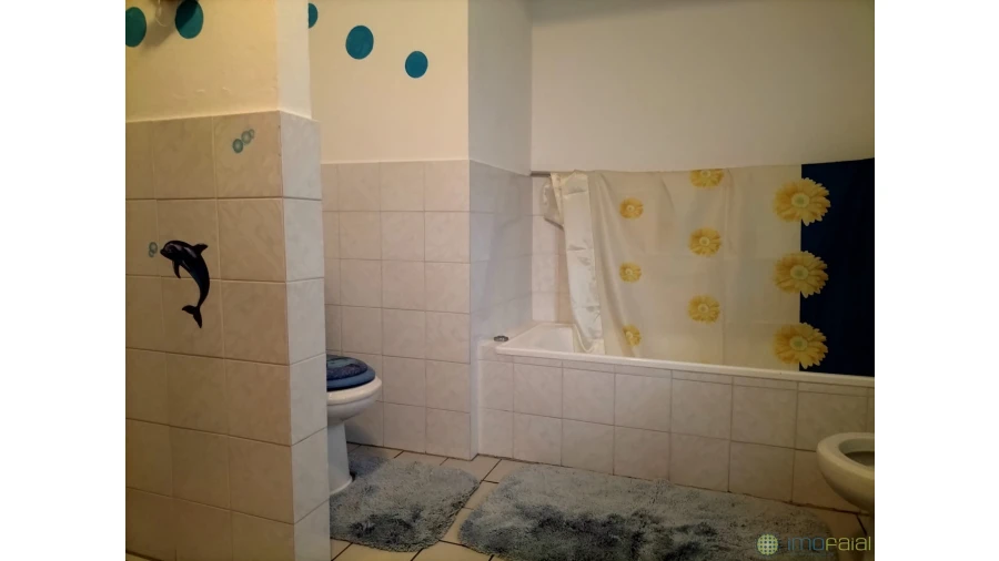 Moradia T3 para Venda em Salão Foto 23