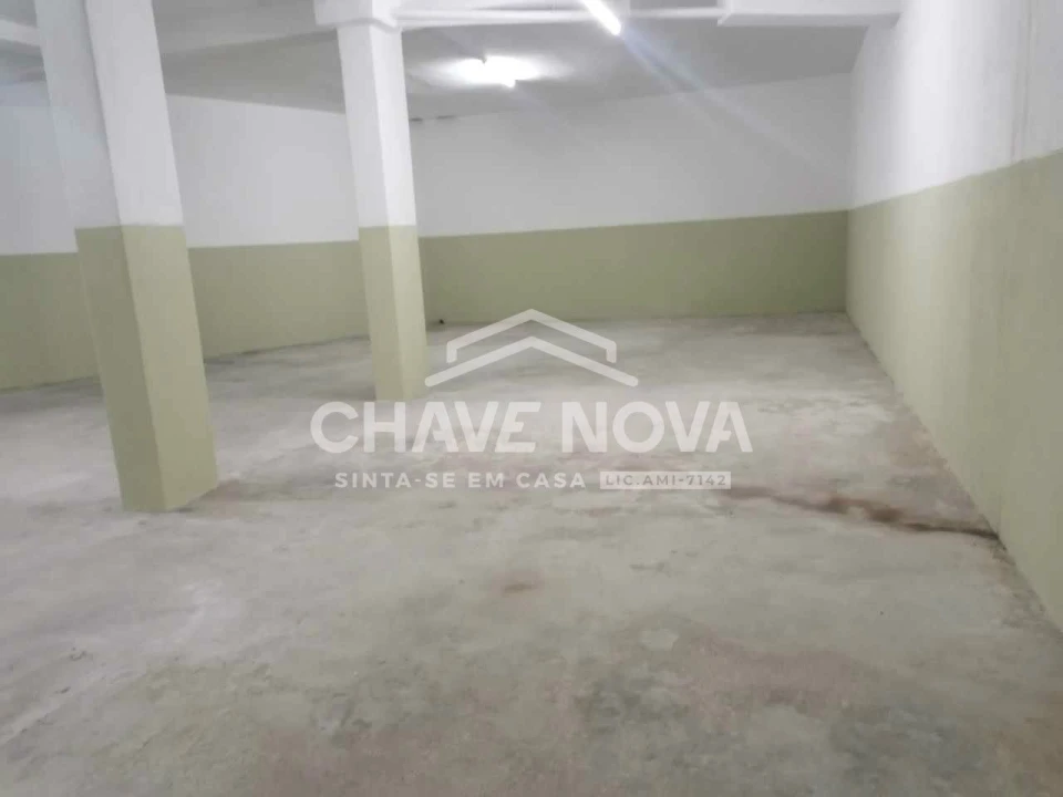 Negócio para Venda em Gondomar (São Cosme), Valbom e Jovim Foto 14