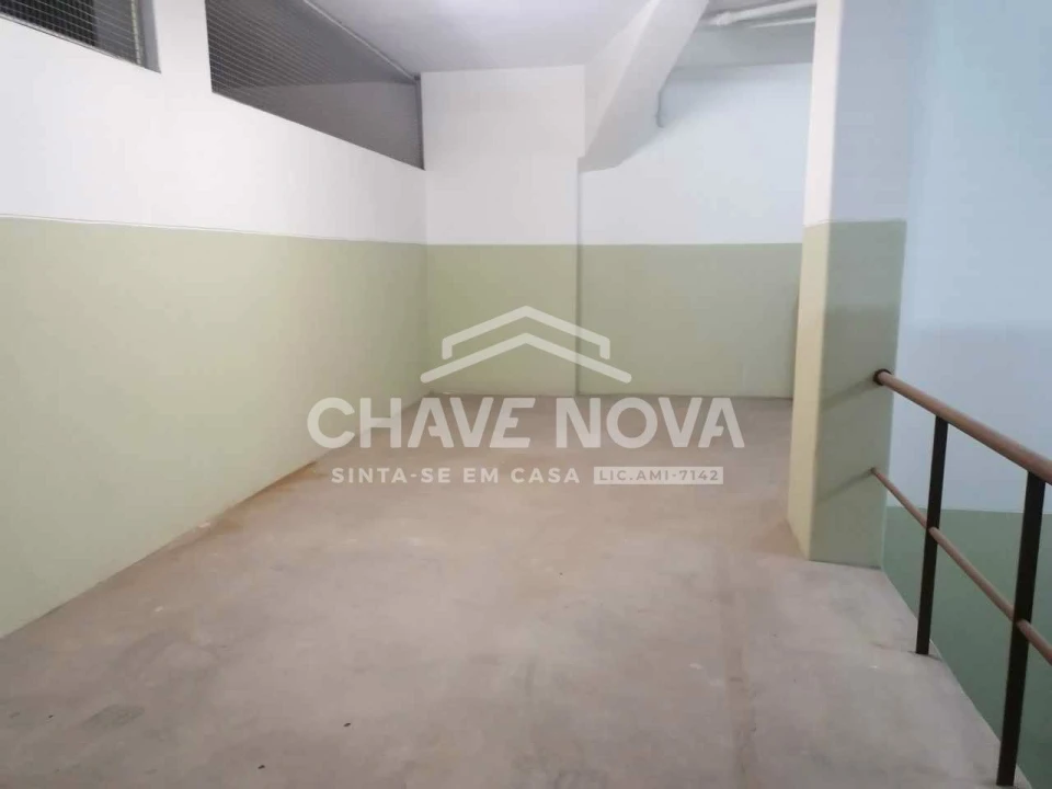 Negócio para Venda em Gondomar (São Cosme), Valbom e Jovim Foto 15