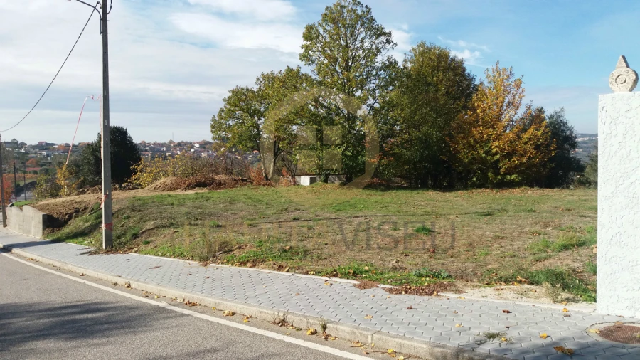 Terreno para Venda em Fornos de Maceira Dão Foto 12