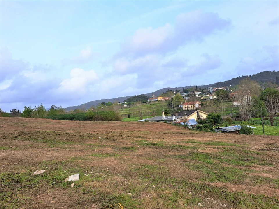 Terreno para Venda em Priscos Foto 5