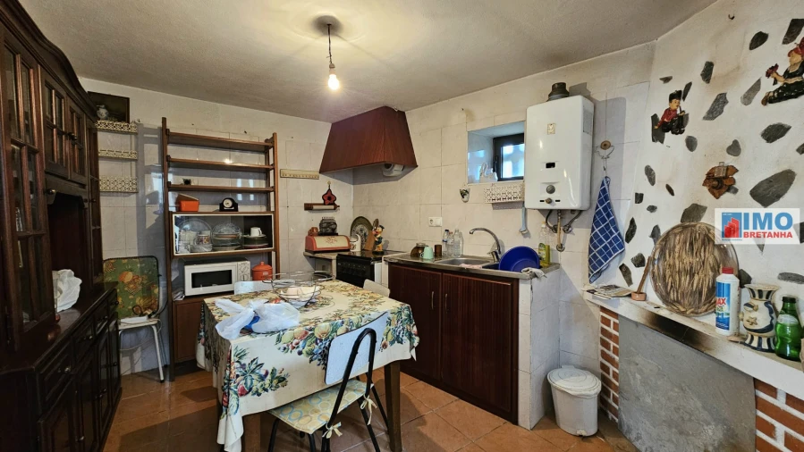 Moradia T4 para Venda em Fratel Foto 3