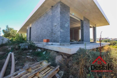 Moradia T3 para Venda em Faíl e Vila Chã de Sá