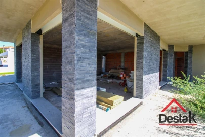 Moradia T3 para Venda em Faíl e Vila Chã de Sá