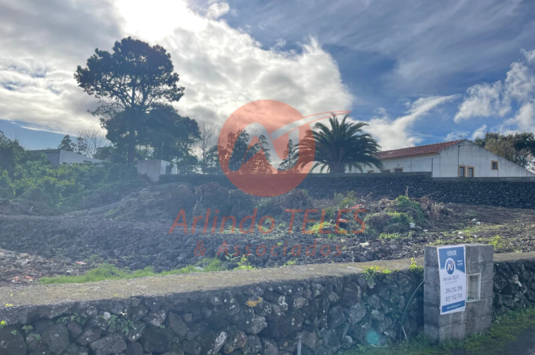 Terreno para Venda em Angra (São Pedro) Foto 1