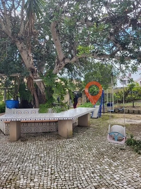 Moradia T5 para Venda em Albufeira e Olhos de Água