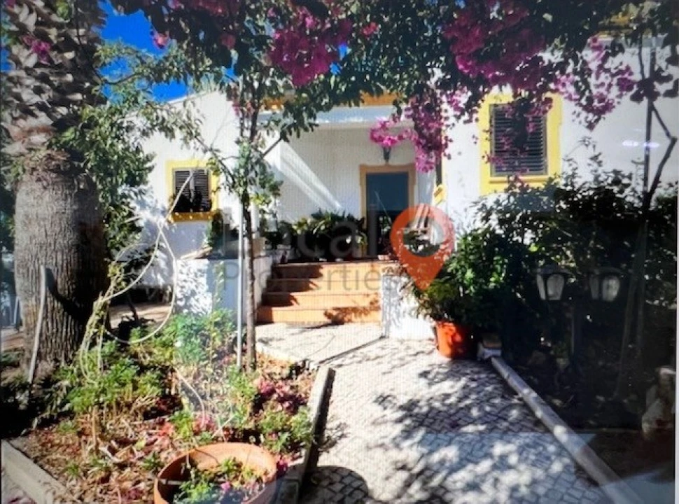 Moradia T5 para Venda em Albufeira e Olhos de Água Foto 4