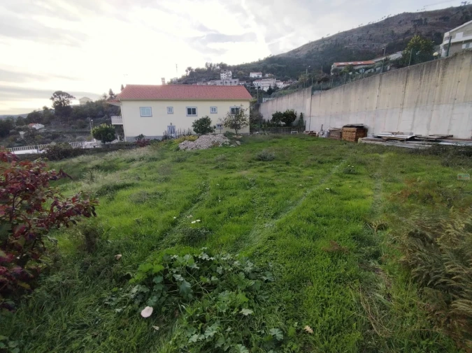 Terreno para Venda em Cantar-Galo e Vila do Carvalho Foto 6