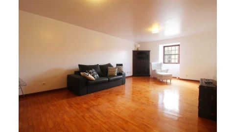 Apartamento T5 para Venda em São Martinho do Bispo e Ribeira de Frades