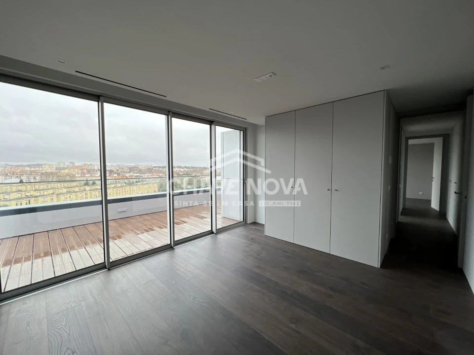 Apartamento T3 para Venda em Custóias, Leça do Balio e Guifões Foto 3