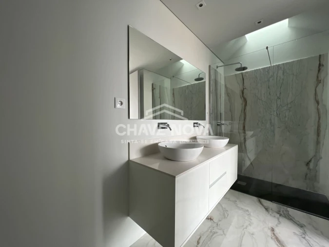 Apartamento T3 para Venda em Custóias, Leça do Balio e Guifões Foto 4