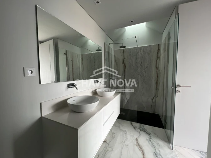 Apartamento T3 para Venda em Custóias, Leça do Balio e Guifões Foto 5