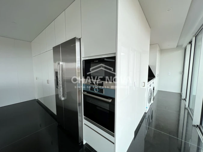 Apartamento T3 para Venda em Custóias, Leça do Balio e Guifões Foto 13