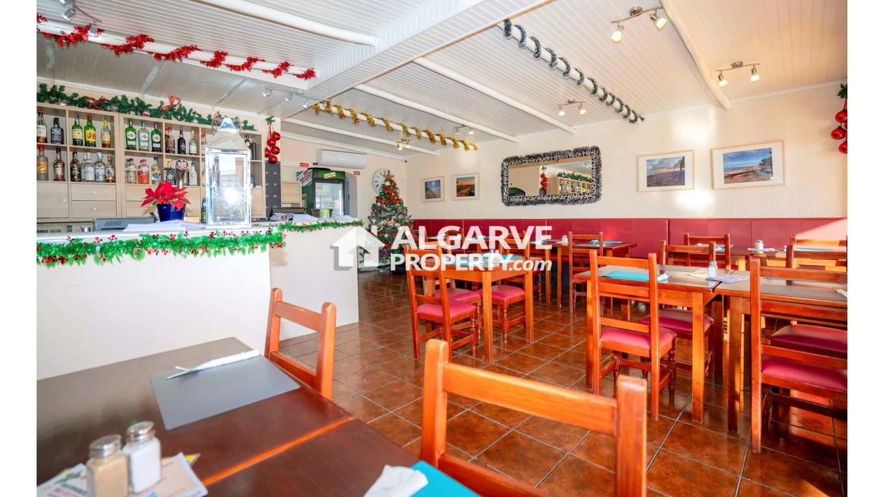 Negócio para Venda em Albufeira e Olhos de Água Foto 8
