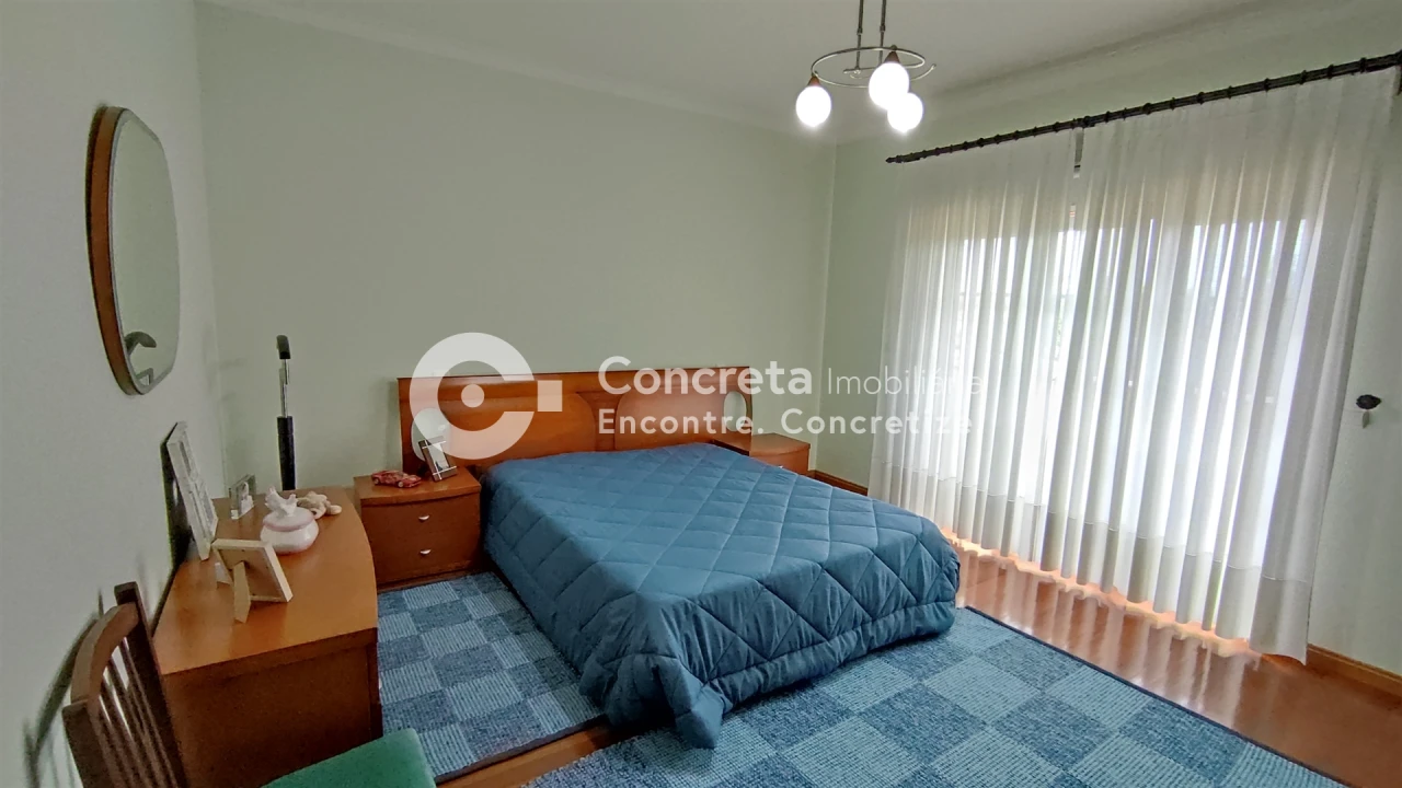 Moradia T5 para Venda em Varzea Foto 22