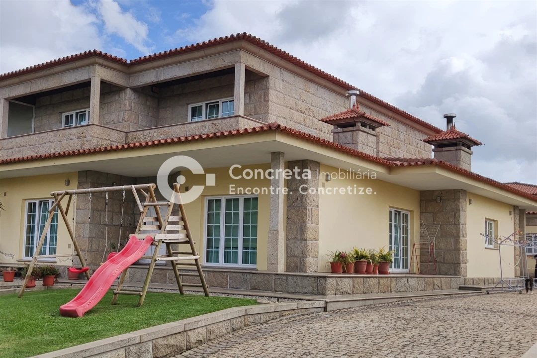 Moradia T5 para Venda em Varzea Foto 1