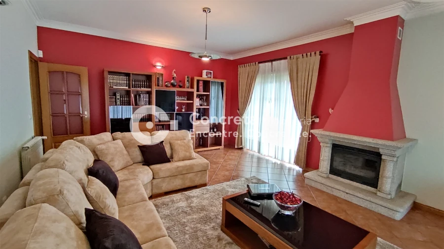 Moradia T5 para Venda em Varzea Foto 13