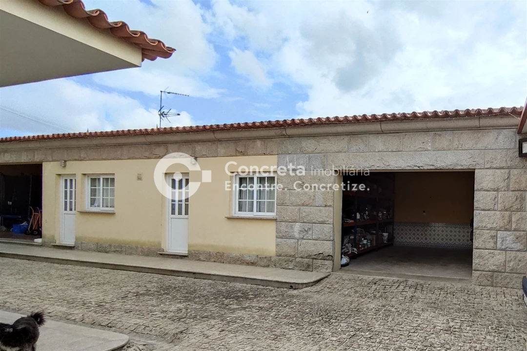 Moradia T5 para Venda em Varzea Foto 6