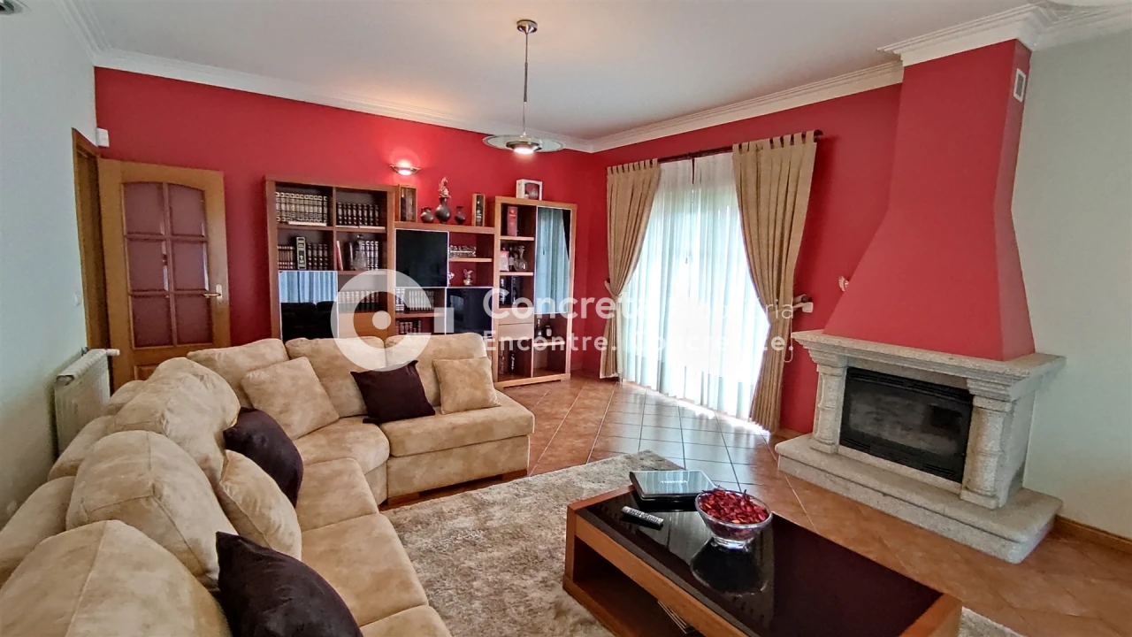 Moradia T5 para Venda em Varzea Foto 13