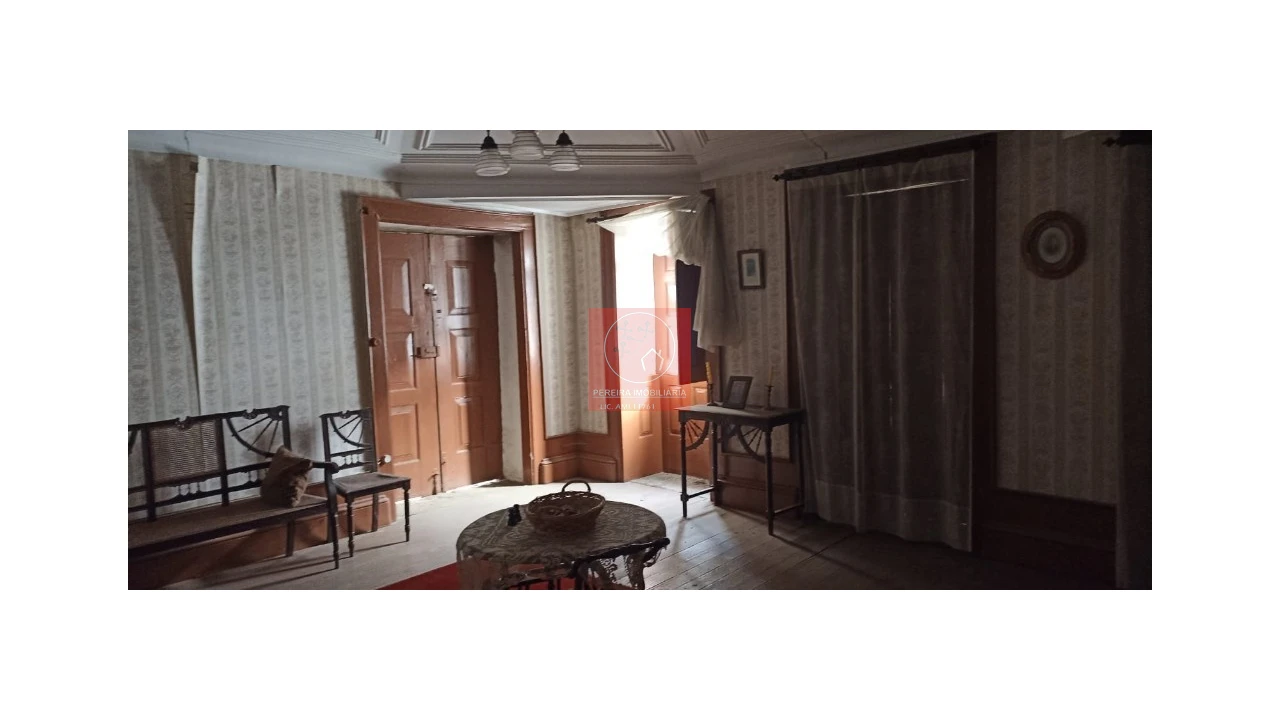 Moradia T5 para Venda em Poiares e Canelas Foto 21