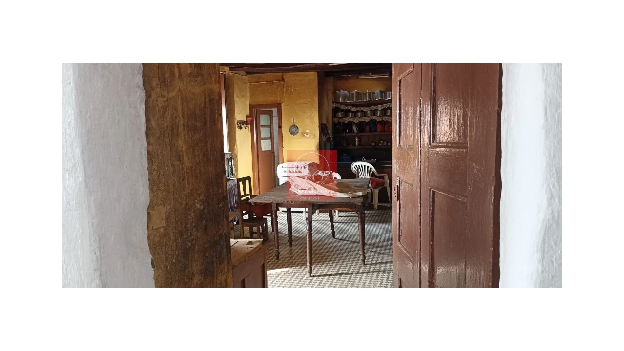 Moradia T5 para Venda em Poiares e Canelas Foto 8