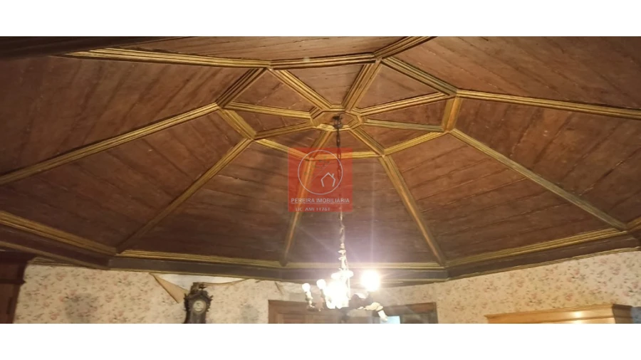 Moradia T5 para Venda em Poiares e Canelas Foto 11