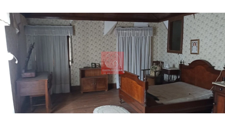 Moradia T5 para Venda em Poiares e Canelas Foto 15