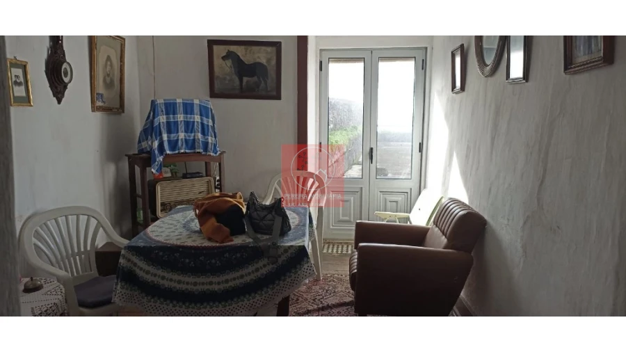 Moradia T5 para Venda em Poiares e Canelas Foto 7