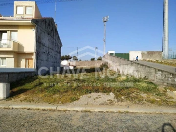 Terreno para Venda em Arcozelo