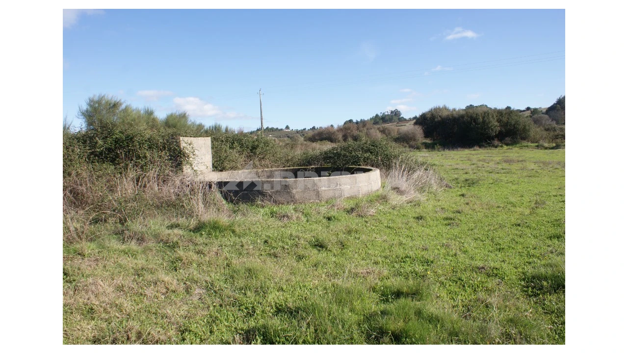 Terreno para Venda em Vale de Prazeres e Mata da Rainha Foto 7
