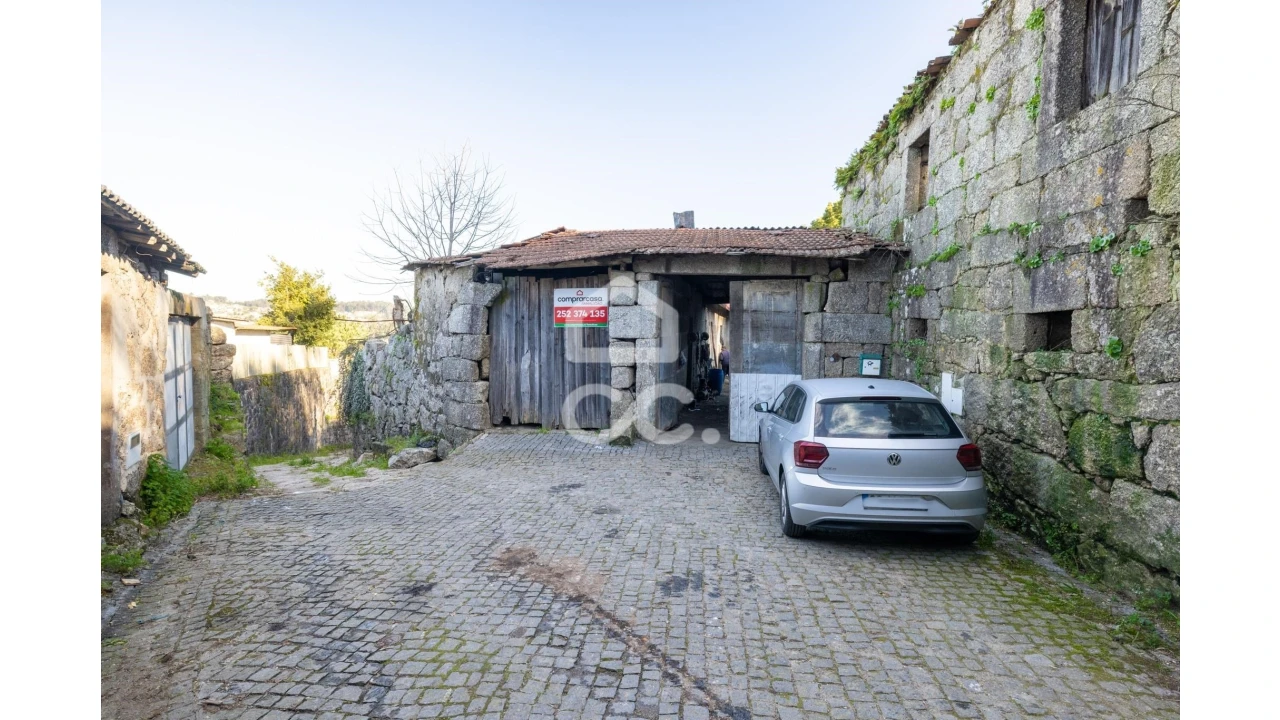 Moradia T4 para Venda em Arnoso (Santa Maria e Santa Eulália) e Sezures Foto 30