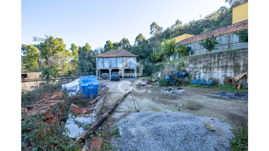 Moradia T4 para Venda em Arnoso (Santa Maria e Santa Eulália) e Sezures Foto 23