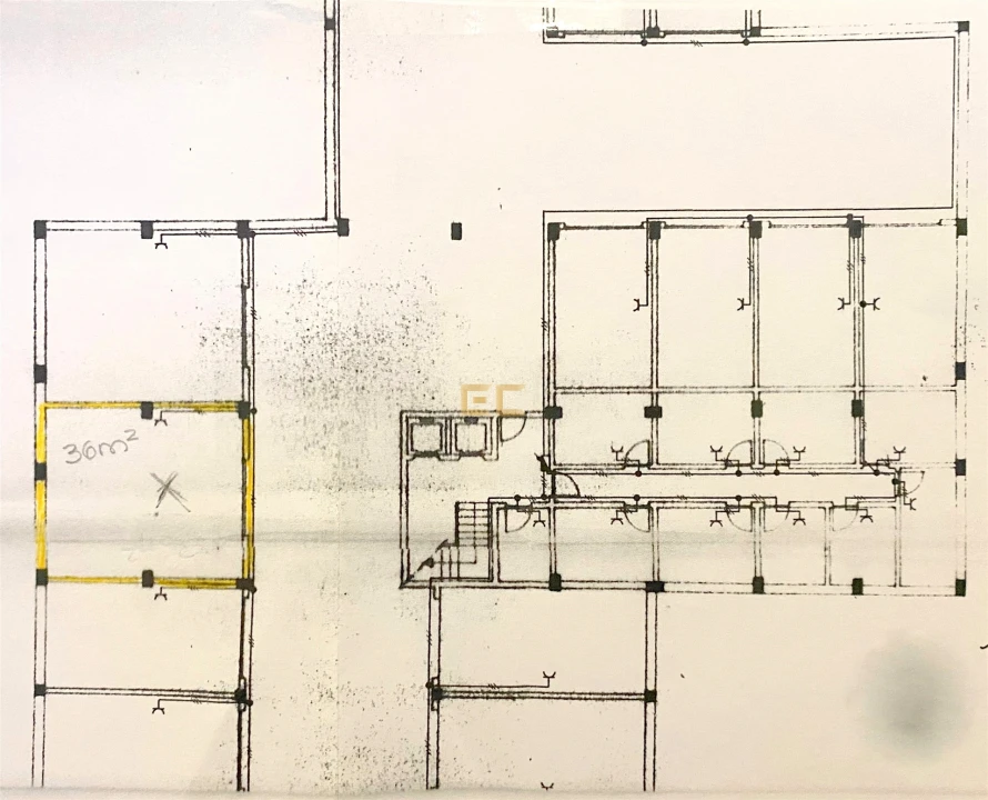 Garagem para Venda em Buarcos Foto 5