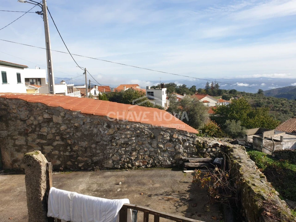 Quinta T3 para Venda em Valtorno e Mourão Foto 18