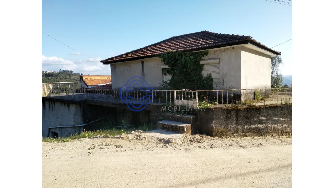 Moradia T3 para Venda em Banho e Carvalhosa Foto 5