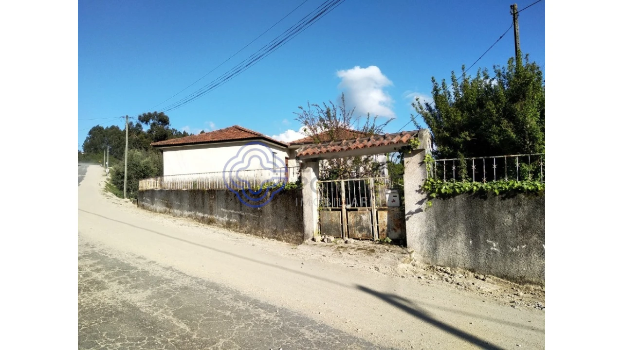 Moradia T3 para Venda em Banho e Carvalhosa Foto 9