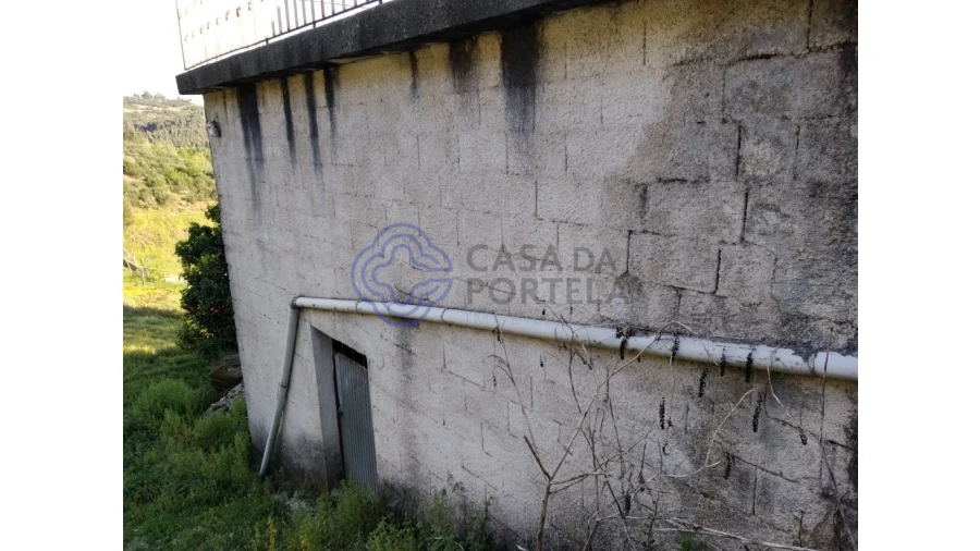 Moradia T3 para Venda em Banho e Carvalhosa Foto 21