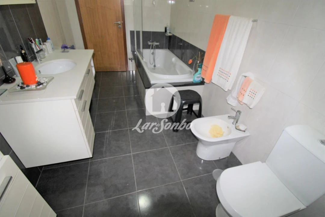 Moradia T4 para Venda em Balazar Foto 12