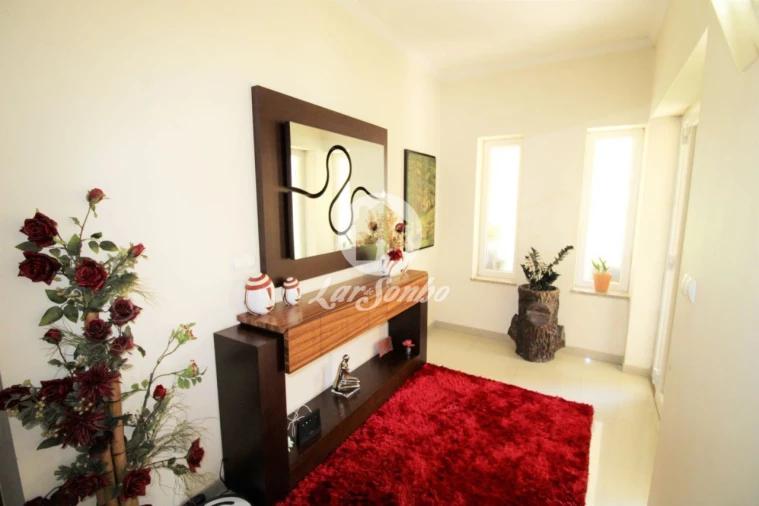 Moradia T4 para Venda em Balazar Foto 4